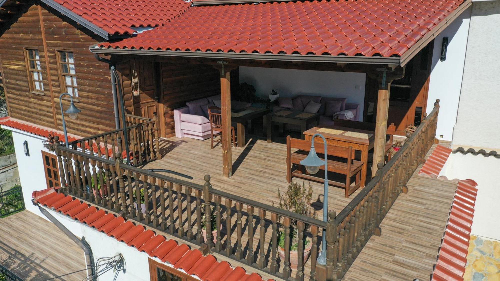 Dd Villa Berat Luaran gambar